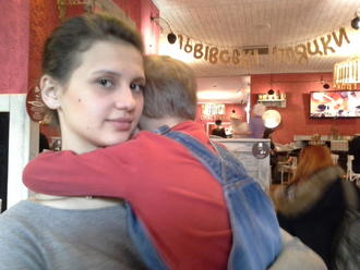 Тимуру — 4. Маша робить пляцку-мацацку )