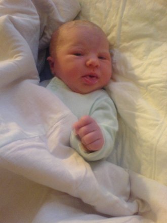 2009-02-06 Машка роддом и первые дни