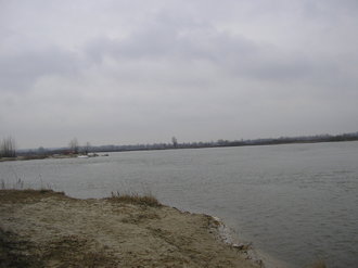 2009-03 Машка месяц первый