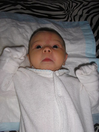 2009-03 Машка месяц первый