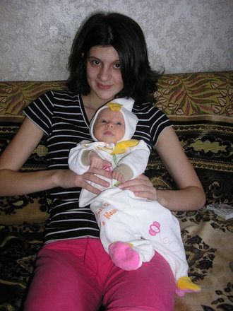 2009-03 Машка месяц первый