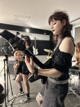 Маша Якубець в складі легендарної групи «Шепіт кажанів». Рок-концерт 15.06.2025