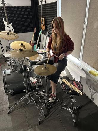 Маша Якубець в складі легендарної групи «Шепіт кажанів». Рок-концерт 15.06.2025