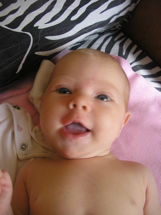 2009-03 Машка месяц первый