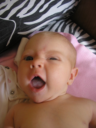 2009-03 Машка месяц первый