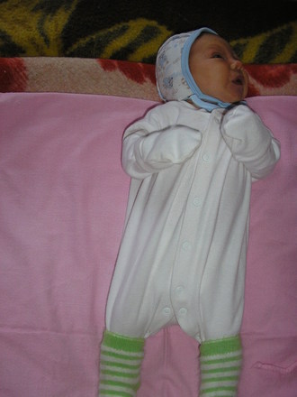 2009-03 Машка месяц первый