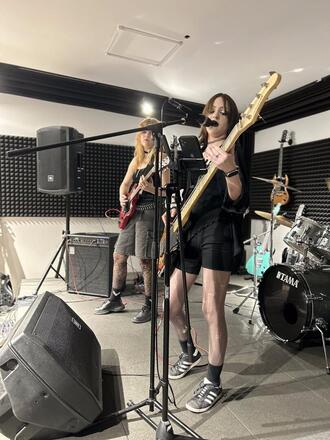 Маша Якубець в складі легендарної групи «Шепіт кажанів». Рок-концерт 15.06.2025