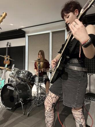 Маша Якубець в складі легендарної групи «Шепіт кажанів». Рок-концерт 15.06.2025