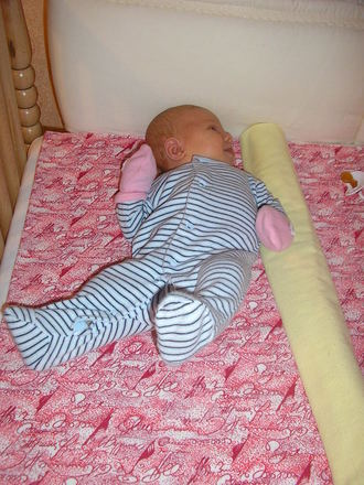 2009-03 Машка месяц первый