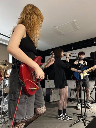 Маша Якубець в складі легендарної групи «Шепіт кажанів». Рок-концерт 15.06.2025