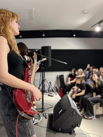 Маша Якубець в складі легендарної групи «Шепіт кажанів». Рок-концерт 15.06.2025