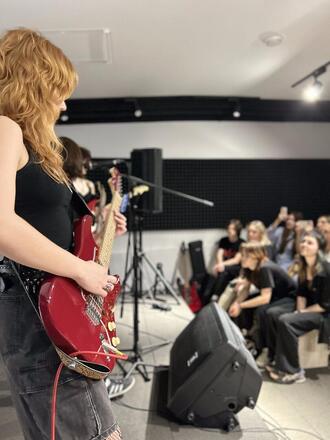 Маша Якубець в складі легендарної групи «Шепіт кажанів». Рок-концерт 15.06.2025