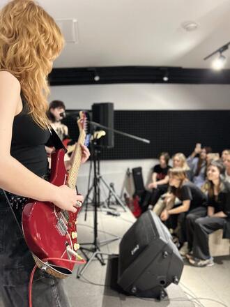 Маша Якубець в складі легендарної групи «Шепіт кажанів». Рок-концерт 15.06.2025