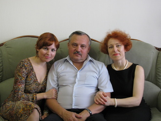 2009-10-10 Семья на ДР мамы