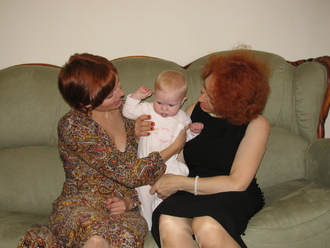 2009-10-10 Семья на ДР мамы